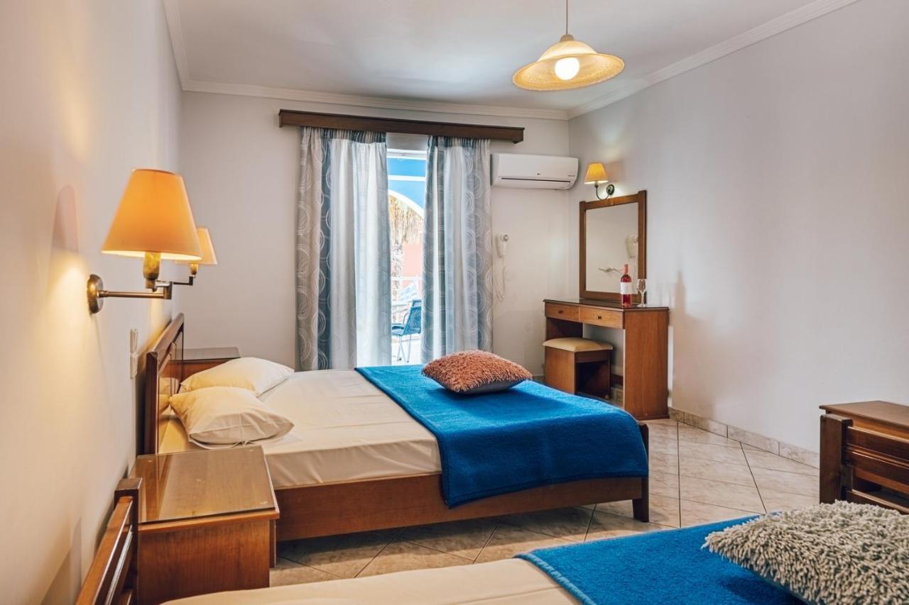 Bluewaves Aparthotel ลากานาส ภายนอก รูปภาพ