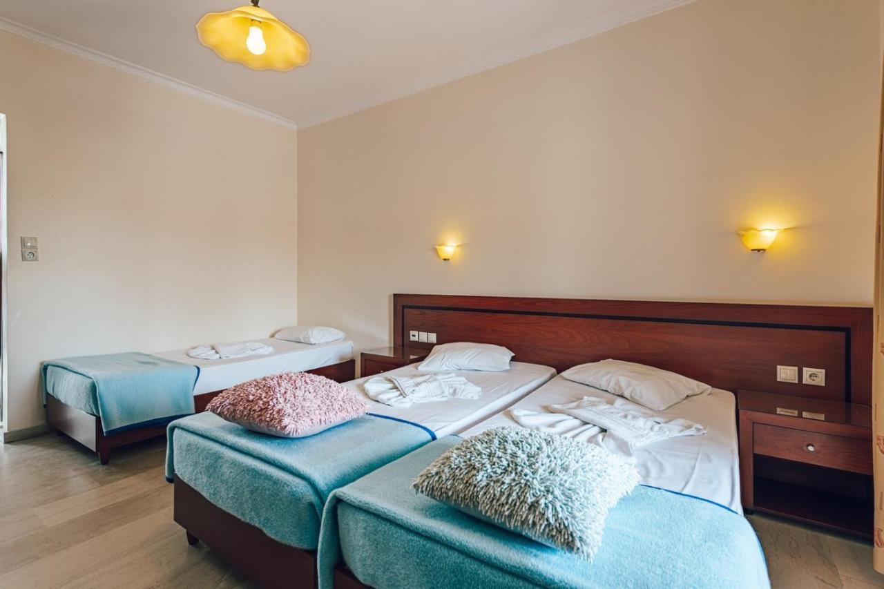 Bluewaves Aparthotel ลากานาส ภายนอก รูปภาพ