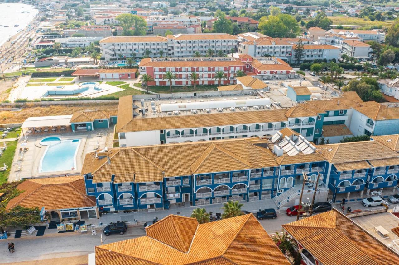 Bluewaves Aparthotel ลากานาส ภายนอก รูปภาพ