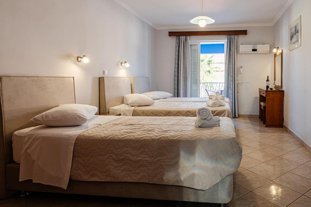 Bluewaves Aparthotel ลากานาส ภายนอก รูปภาพ